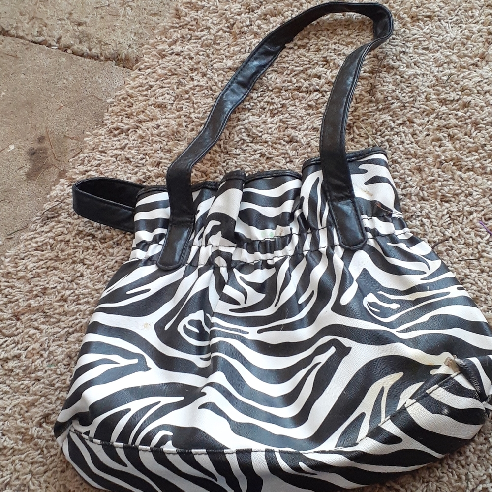 Purse - Picture 2 of 4